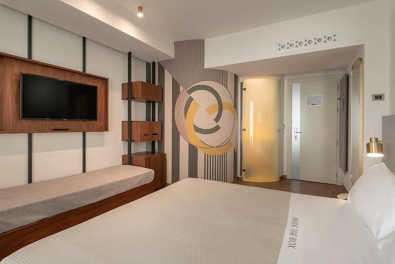 Hotel The Box Riccione - Adults Only