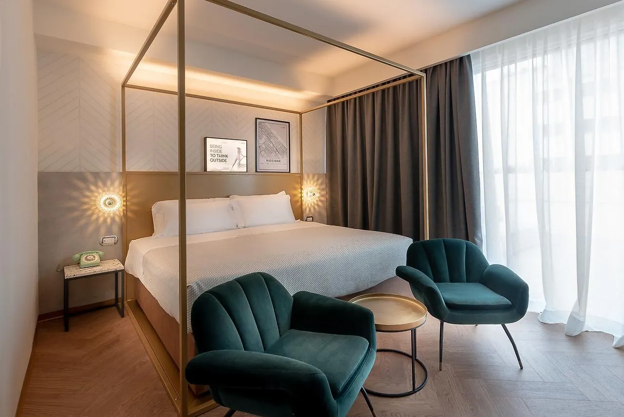 The Box Riccione - Adults Only Hotel
